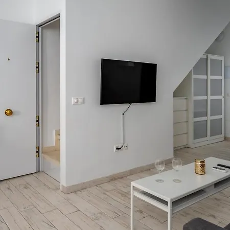 Appartement Cozy Terrace With Pool In By Costarentals - Ref 206 *